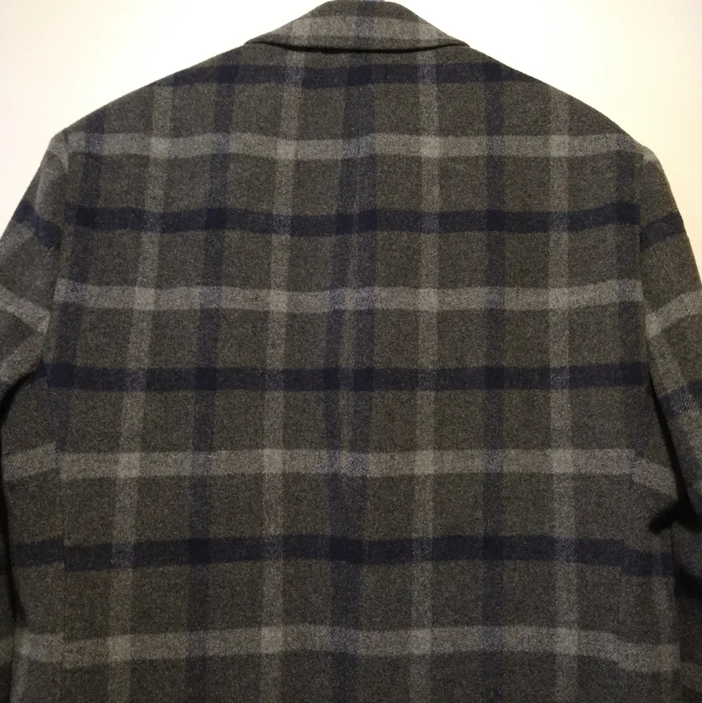 Tommy Hilfiger Addison "The Flex"Wool-Blend  Modern-Fit Trench Coat - Picture 9 of 15